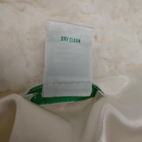 Laura Ashley White Faux White Fur Jacket - Small - Picture 10 of 10